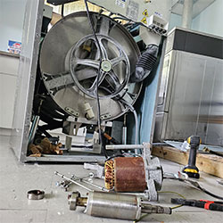 Washing machine bearing failure caused by heavy laundry loads